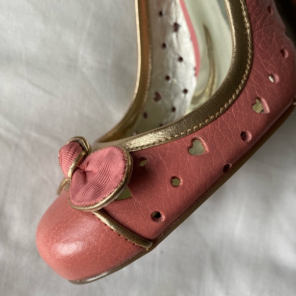 GUESS pink round toe heels with bows - Picture 5 of 8